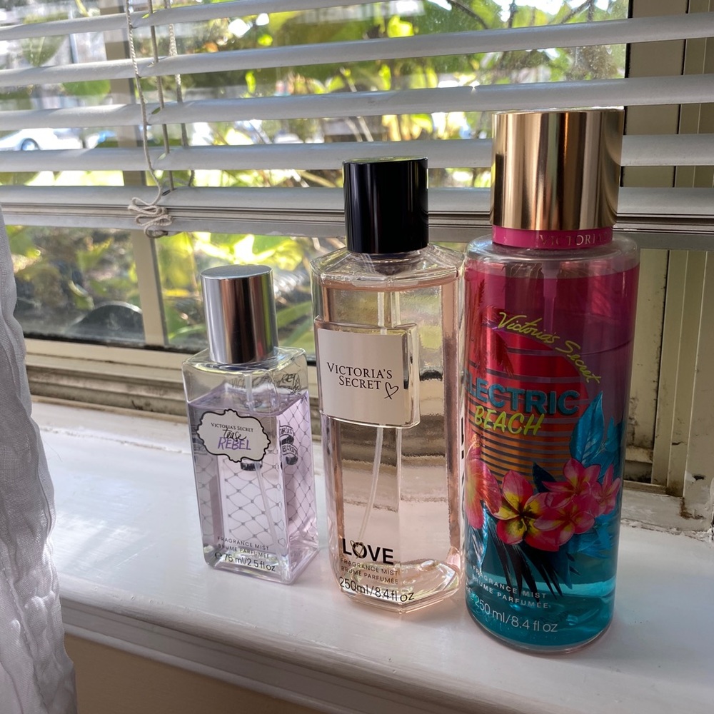 Victoria’s secret body spray (3)